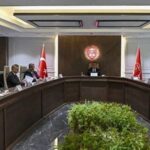 65-milyon-memur-ve-memur-emeklisinin-gozu-buradan-cikacak-kararda-hakem-kurulunun-3uncu-toplantisi-bugun-H2lNAtcG.jpg