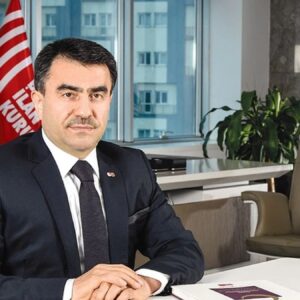 eski basin ilan kurumu genel muduru kazada hayatini kaybetti jibCdgCW