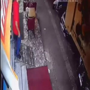 motosiklet restoranda kazaya sebep oldu 11qhUqam