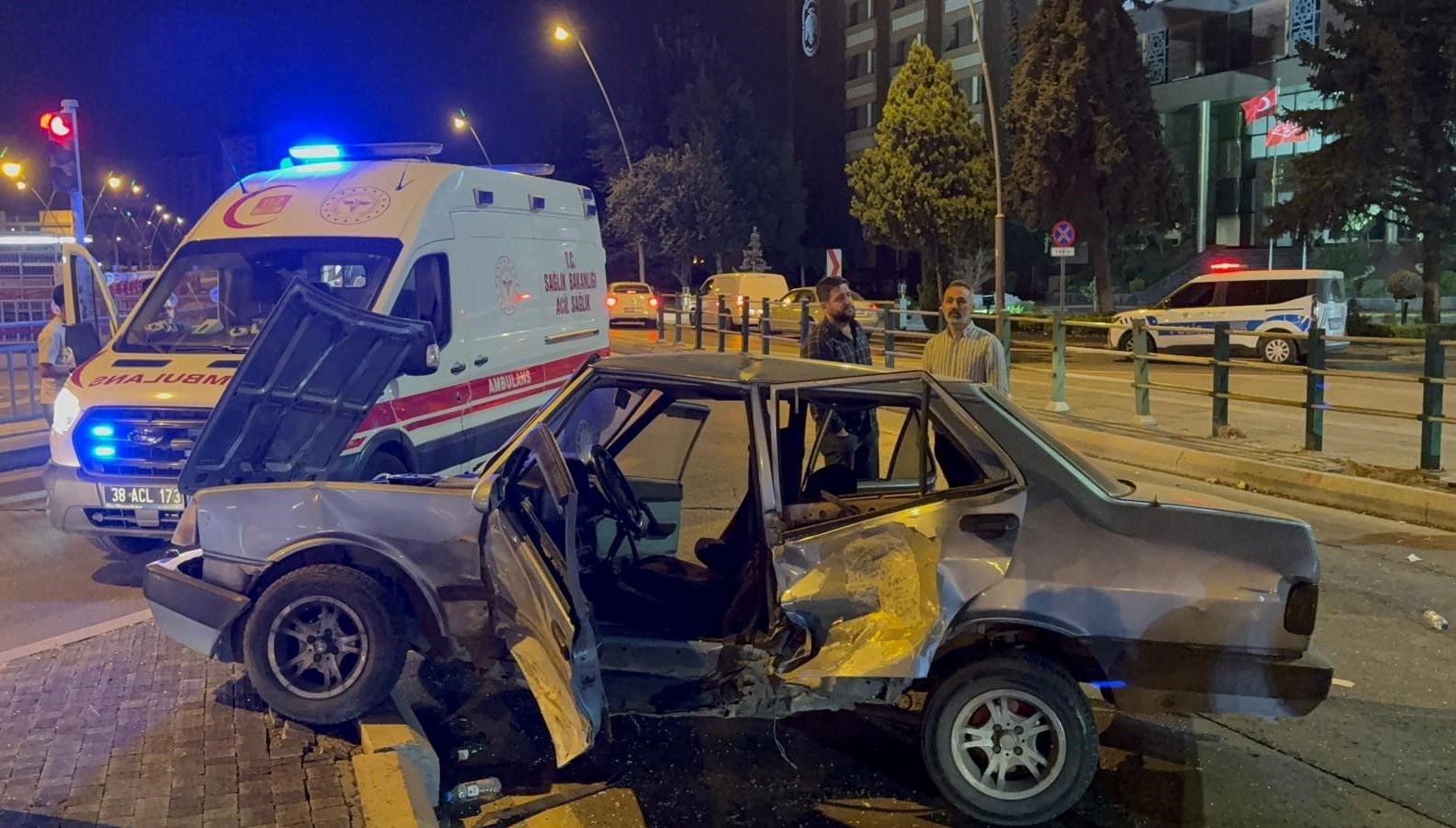 otomobil ortadan bukuldu b9pGhdHI