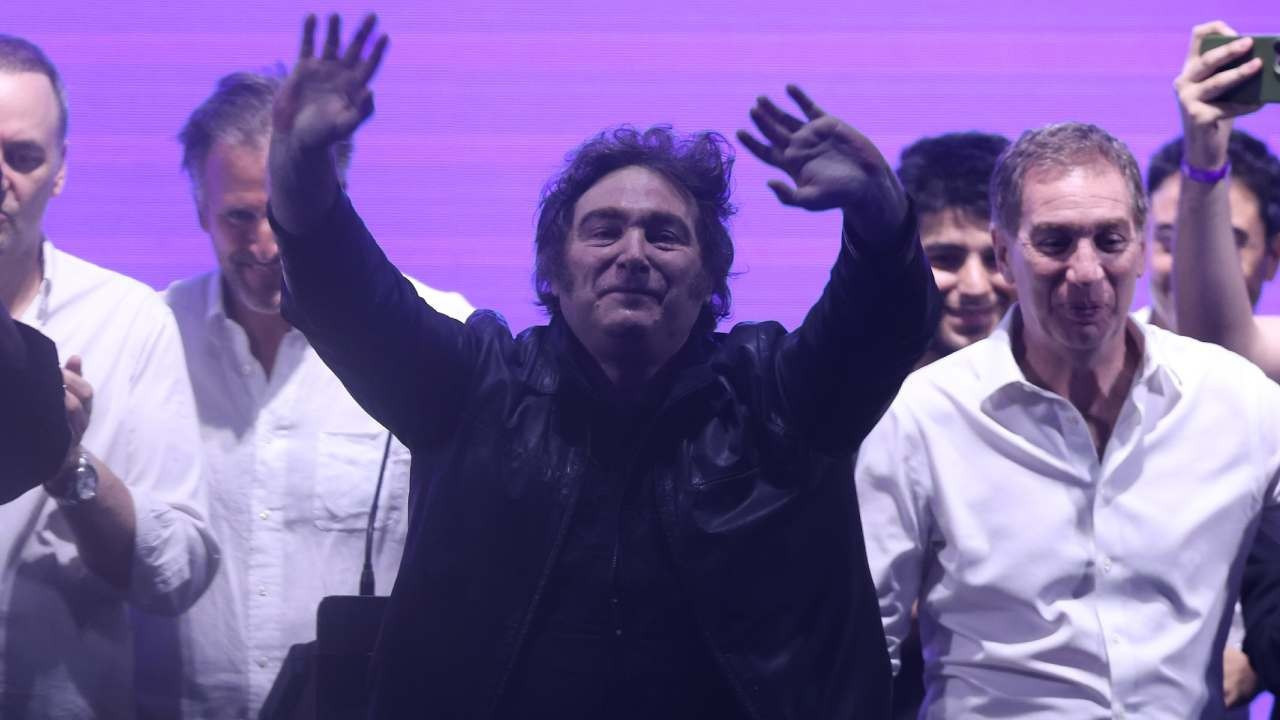 arjantinde milei zaferi kemer sikma politikalarina ragmen yeniden secildi 3hrOmPGF.jpg