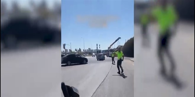 dur ihtarina uymayan suruculer yuzunden 9 sehit verildi 29 sivil hayatini kaybetti HyWdQ2Us.jpg