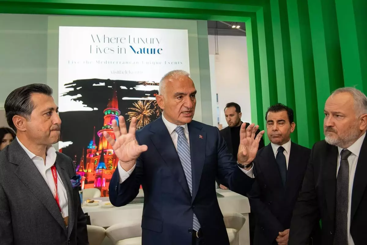 bakan ersoy turizm gelirinde yil sonu hedefimiz 64 milyar dolara emin adimlarla ilerliyoruz UxtWeePP.jpg