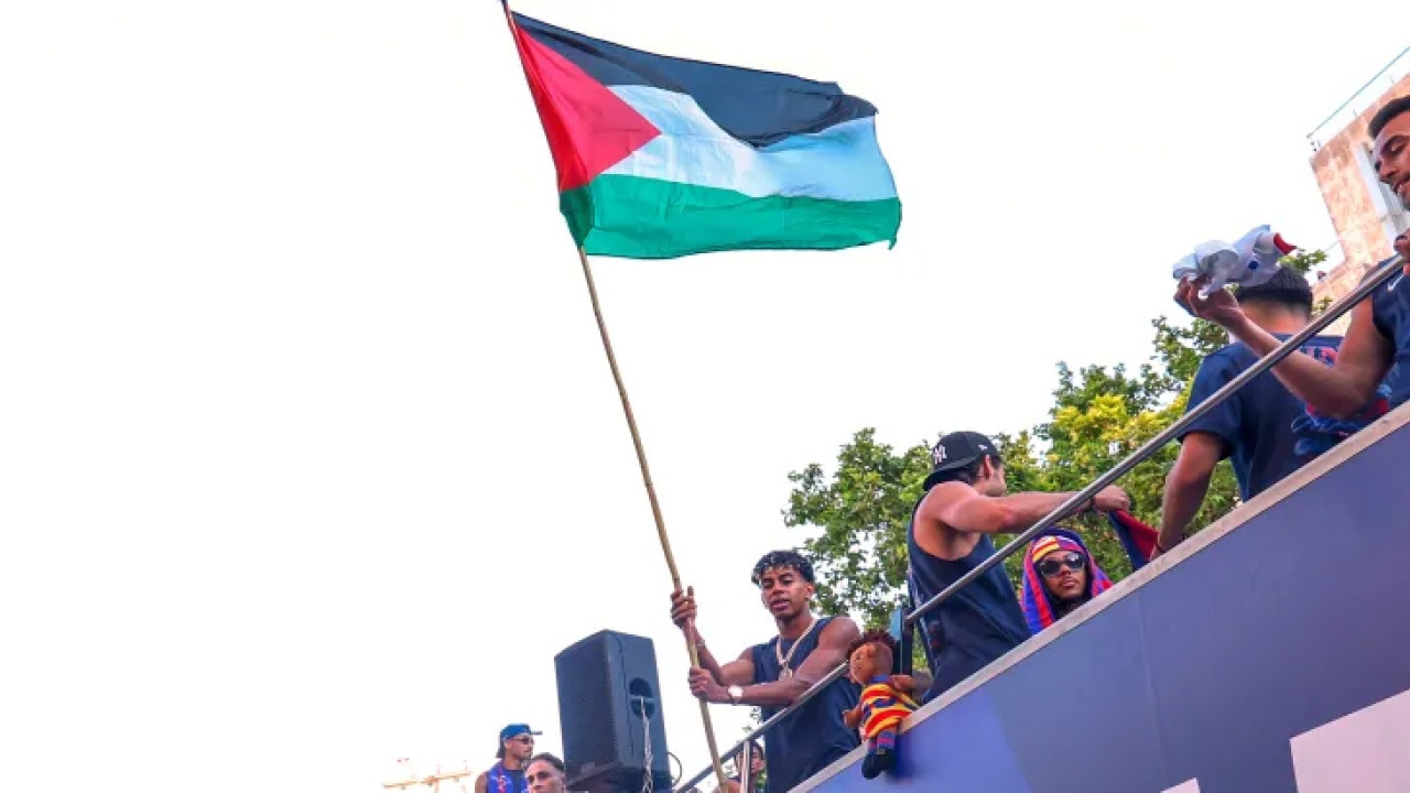 israil-ve-ispanya-arasinda-lamine-yamal-krizi-sanchez-sahip-cikti-VV9DBqb8