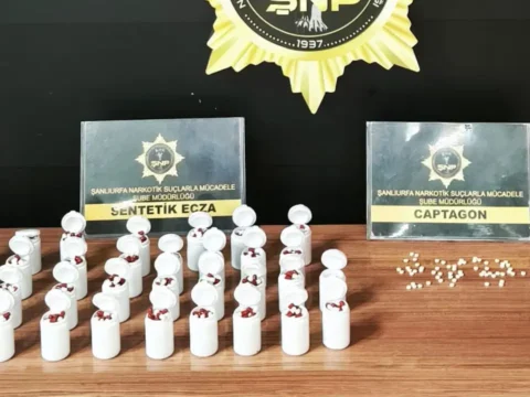 Ekiplerden sanliurfada uyusturucu operasyonu 3 tutuklama cBd5dgE8